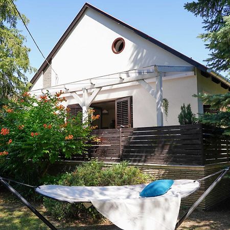 Weber Villa Gyenesdiás エクステリア 写真