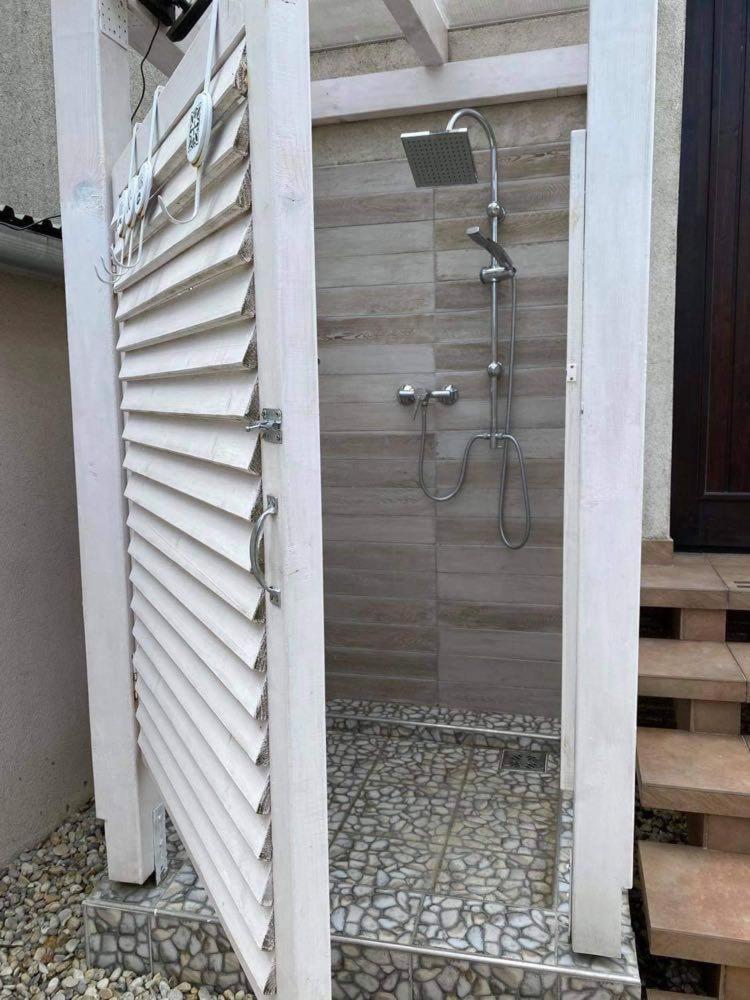 Weber Villa Gyenesdiás エクステリア 写真